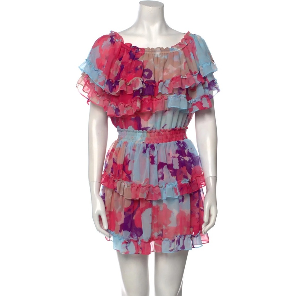 Brand new Miss off the shoulder ruffle dress size small - perfect condition!